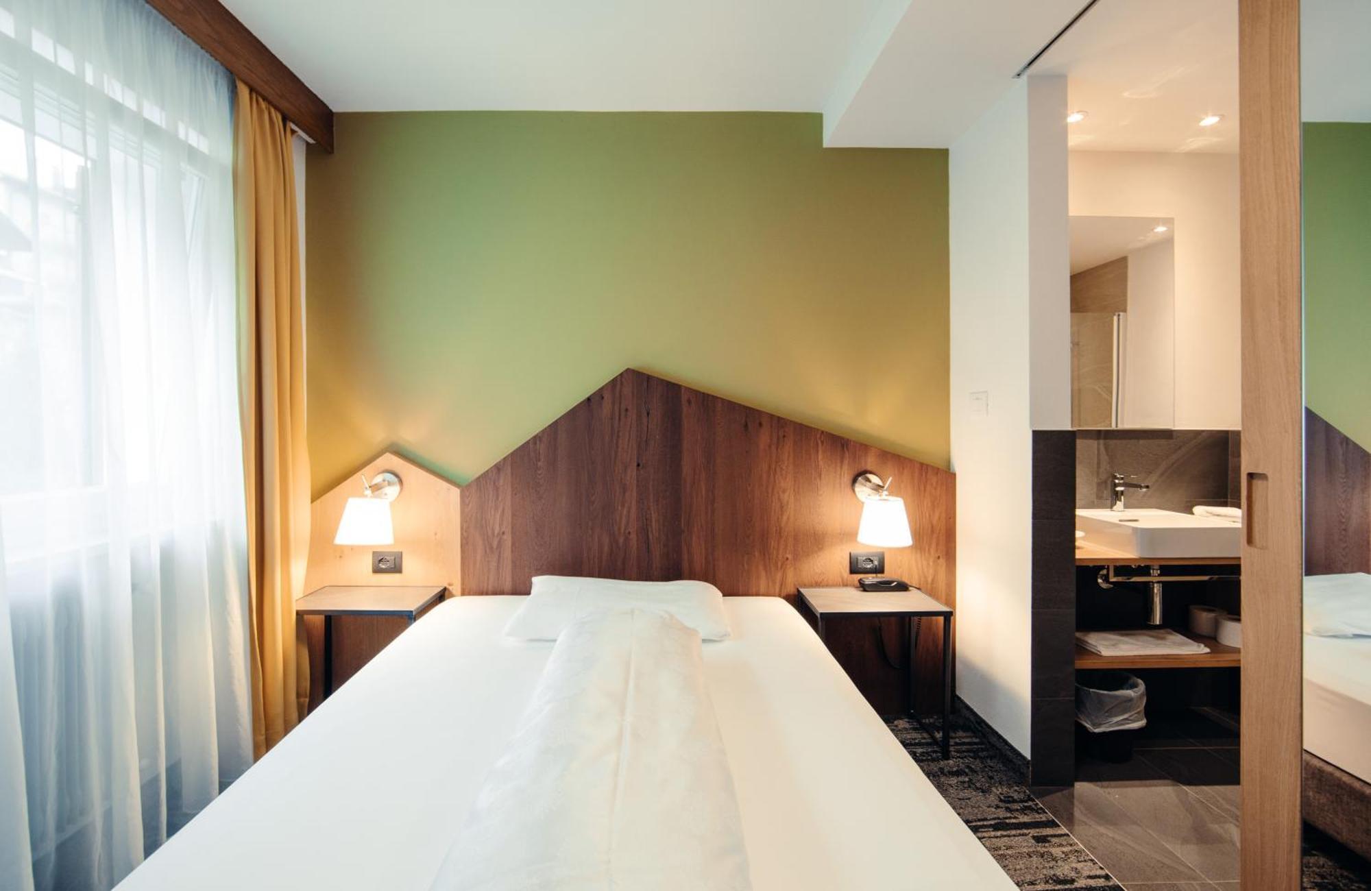 Hotel Ludwigshof & Luvina Trodena Ruang foto