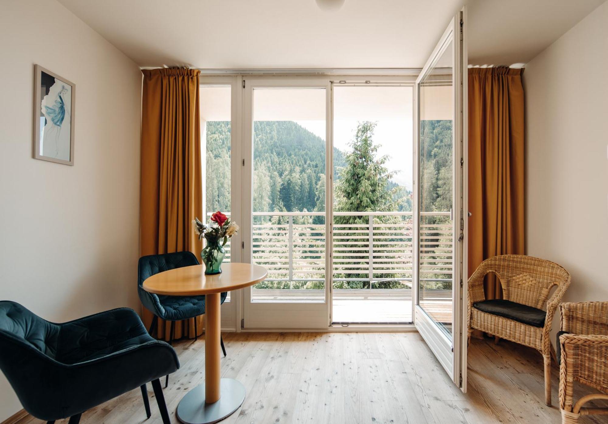 Hotel Ludwigshof & Luvina Trodena Ruang foto